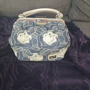 Vintage blue embroidered purse